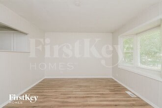 671 Marine Dr in Wauconda, IL - Building Photo - Building Photo