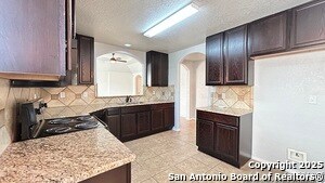 7110 Port Lavaca in San Antonio, TX - Building Photo - Building Photo