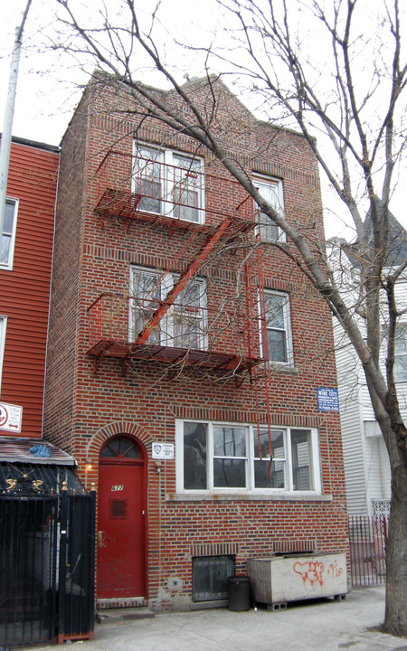 677 Dawson St in Bronx, NY - Building Photo