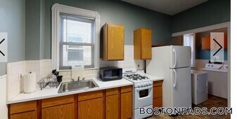 789 Columbia Rd in Boston, MA - Building Photo