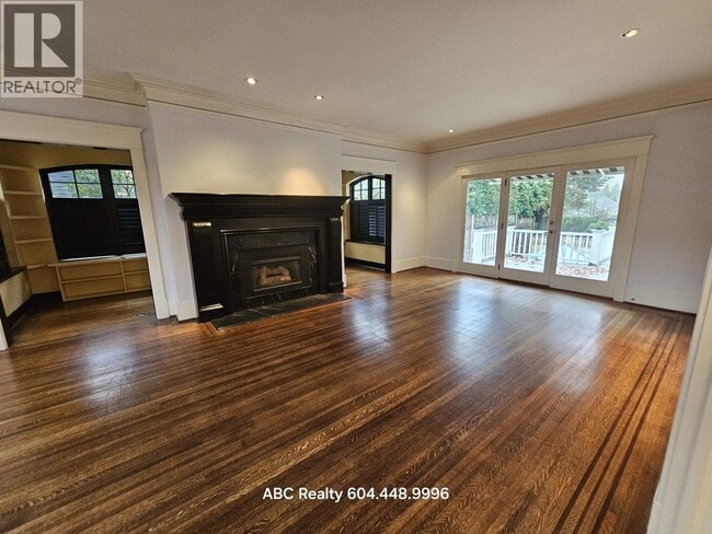 property at 4XXX Beverly Crescent