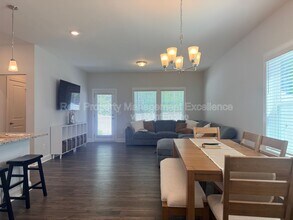 540 Barrington Row Ave in Zebulon, NC - Building Photo - Building Photo