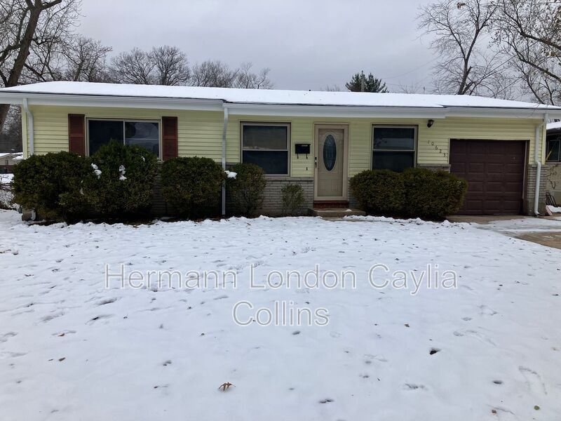 10623 Landseer Dr in St. Louis, MO - Building Photo