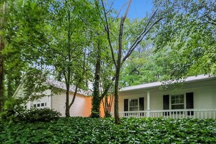 2201 River Woods Way in Woodstock, GA - Building Photo