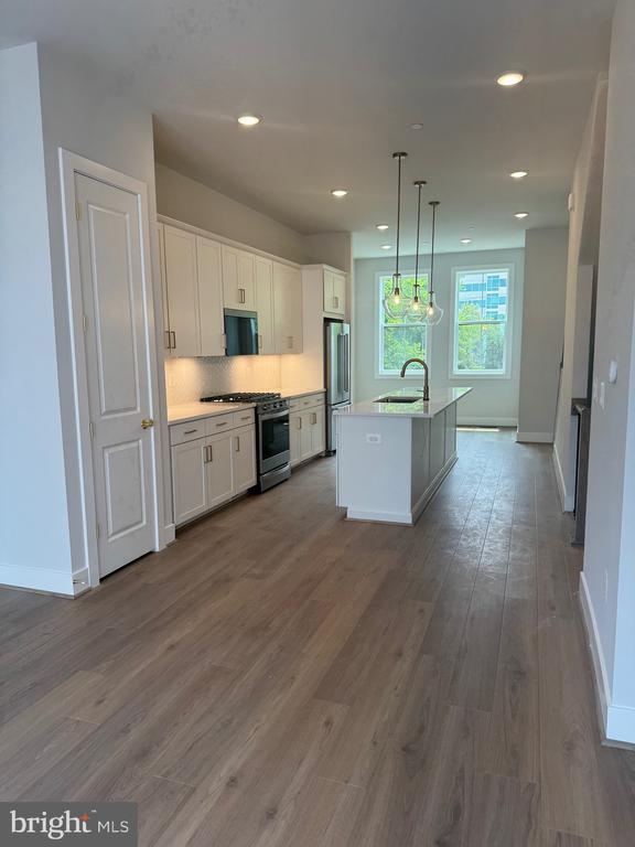 5869 Josiah Henson Pkwy in Rockville, MD - Building Photo - Building Photo