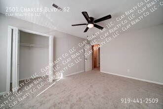 2501 Charles Blvd in Greenville, NC - Building Photo - Building Photo