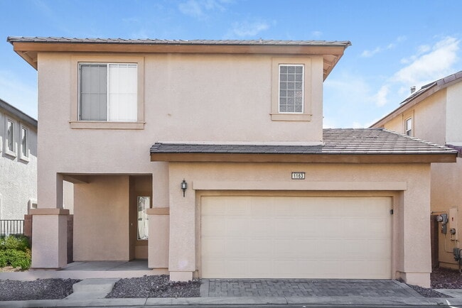 1163 Maple Pines Ave