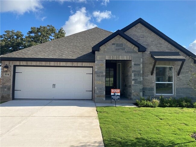 property at 104 Periwinkle Ln