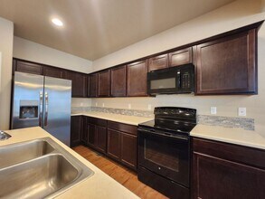 1607 Smokey Ridge Way in Colorado Springs, CO - Building Photo - Building Photo