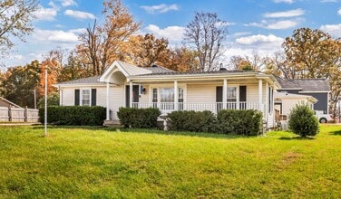 2906 Pace Rd in Clarksville, TN - Building Photo - Building Photo
