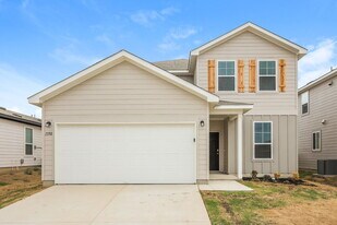 1350 Vallarta Centro in Converse, TX - Building Photo