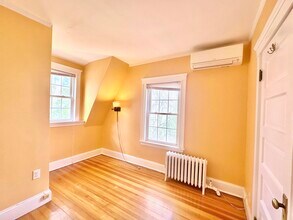 94 Florian St, Unit 94 in Boston, MA - Foto de edificio - Building Photo