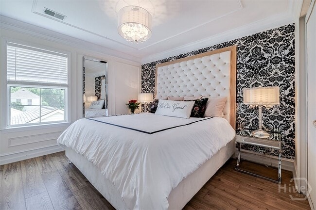 property at 8 Bushwood Dr