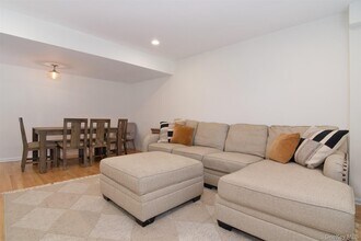 140 N Broadway in Irvington, NY - Building Photo - Building Photo