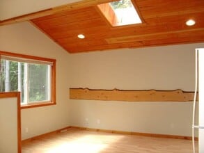 759 SE Indian Trl Ave in Depoe Bay, OR - Building Photo - Building Photo
