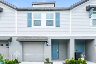 17027 Coral Dr in Nokomis, FL - Building Photo