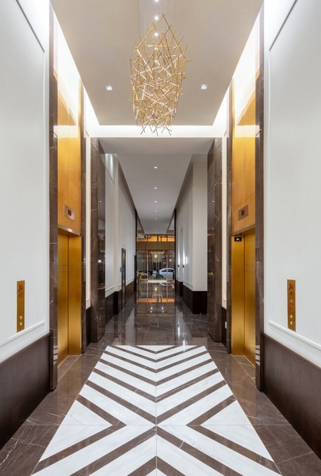 400 S Broadway, Unit 917 in Los Angeles, CA - Building Photo - Building Photo