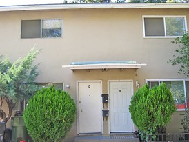 3320 Mendocino Ave Apartamentos