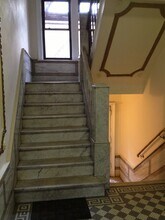 324 Liberty Ave, Unit Hutton St in Jersey City, NJ - Building Photo - Building Photo