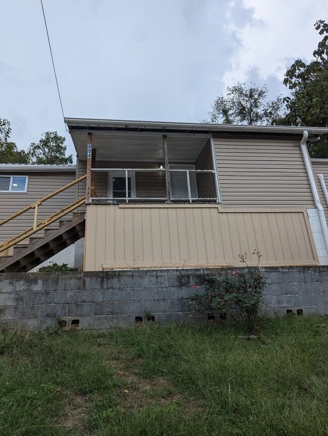 property at 894 Lynn Garden Dr