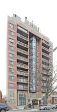 Luxury Apartments in Flushing, NY - Building Photo - Building Photo