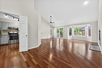 4454 Lindell Blvd in St. Louis, MO - Building Photo - Building Photo