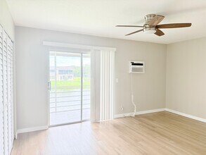 328 Andover M in West Palm Beach, FL - Building Photo - Building Photo