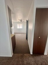 1124 Camellia Dr, Unit 3 in Munster, IN - Building Photo - Building Photo