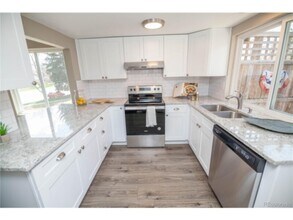 3583 S Kittredge St in Aurora, CO - Building Photo - Building Photo
