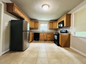 4861 Eastern Ln in Hillcrest Heights, MD - Building Photo