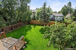 1310 W 77th Ave in Anchorage, AK - Building Photo