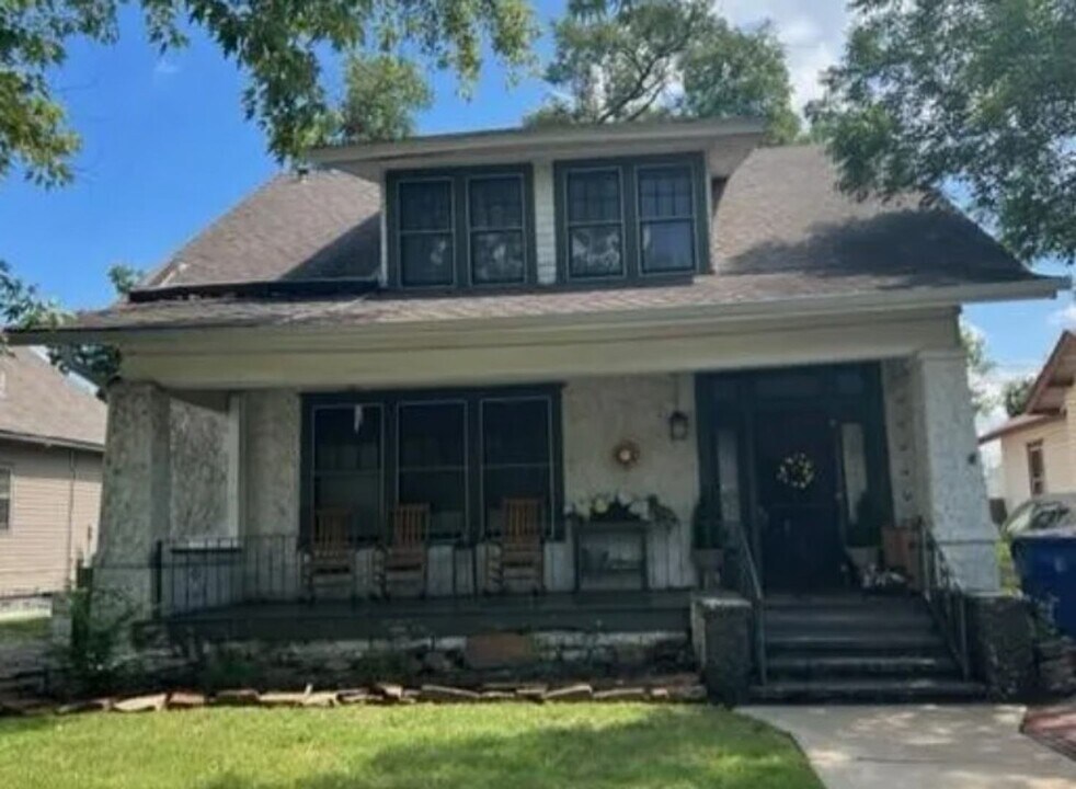 310 N 19th St in Fort Smith, AR - Building Photo