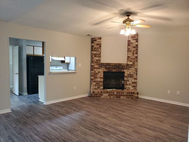 1211 King George Blvd in Savannah, GA - Building Photo - Building Photo