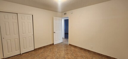 4920 Cerritos Ave in Los Lunas, NM - Building Photo - Building Photo