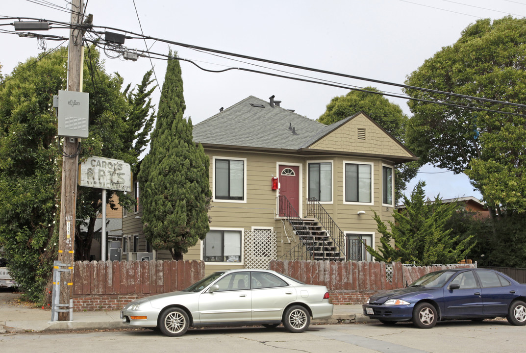 Carol's in Santa Cruz, CA - Foto de edificio