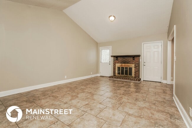 108 Lucy Dr, Unit 422 in Mount Juliet, TN - Foto de edificio - Building Photo