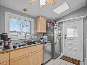 22-23 Third School St in Bristol, RI - Building Photo - Building Photo