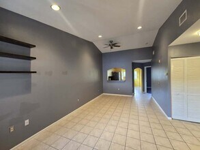 3516 Briar Bay Blvd in West Palm Beach, FL - Building Photo - Building Photo