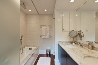 237 Northampton St, Unit 1 in Boston, MA - Foto de edificio - Building Photo