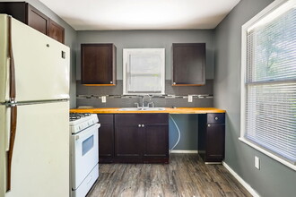 2331 Waverly Ave in San Antonio, TX - Building Photo - Building Photo