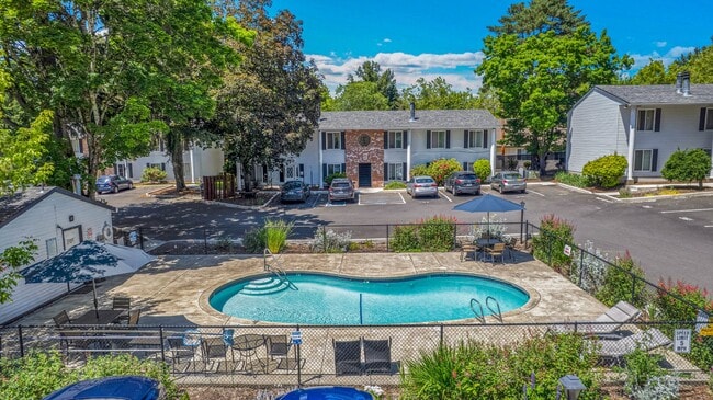 1700 Blankenship Rd