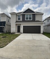 22007 Sovereign Hts Ln. in Houston, TX - Building Photo