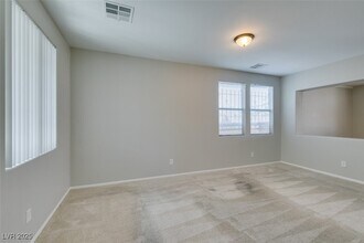 3970 Silver Saber Ct in Las Vegas, NV - Building Photo - Building Photo