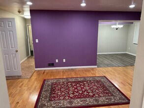 99 Keystone Ct, Unit 99A keystone court in Woodbridge, NJ - Building Photo - Building Photo