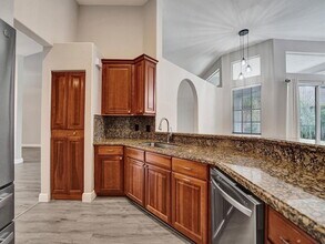2587 Jardin Ct in Weston, FL - Building Photo - Building Photo
