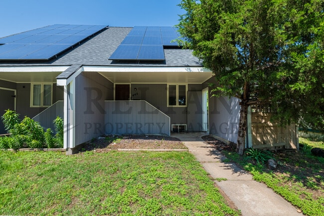 property at 445 Richmond N