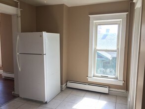 292 Villa St-Unit -5 in Elgin, IL - Building Photo - Building Photo