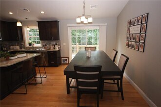 21 Pennsylvania Ave in West Warwick, RI - Building Photo - Building Photo