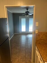 715 W Tyler St in Ennis, TX - Building Photo - Building Photo