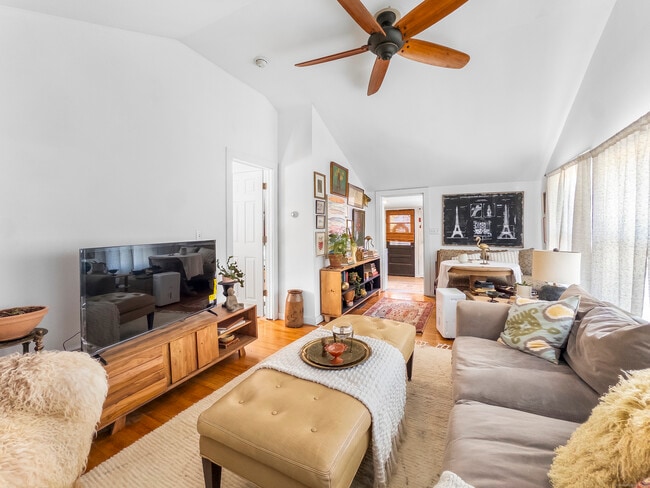 property at 944 Totoket Rd
